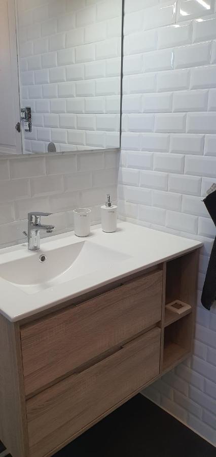 Appartement Avec Terrasse Quartier Montplaisir 阿爾勒 外观 照片