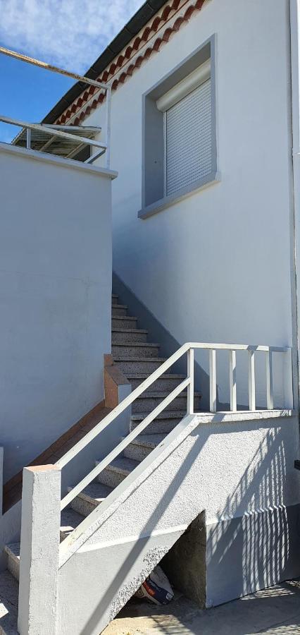 Appartement Avec Terrasse Quartier Montplaisir 阿爾勒 外观 照片